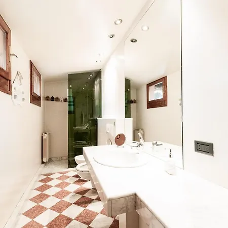 Realkasa Azeglio * Bolonia